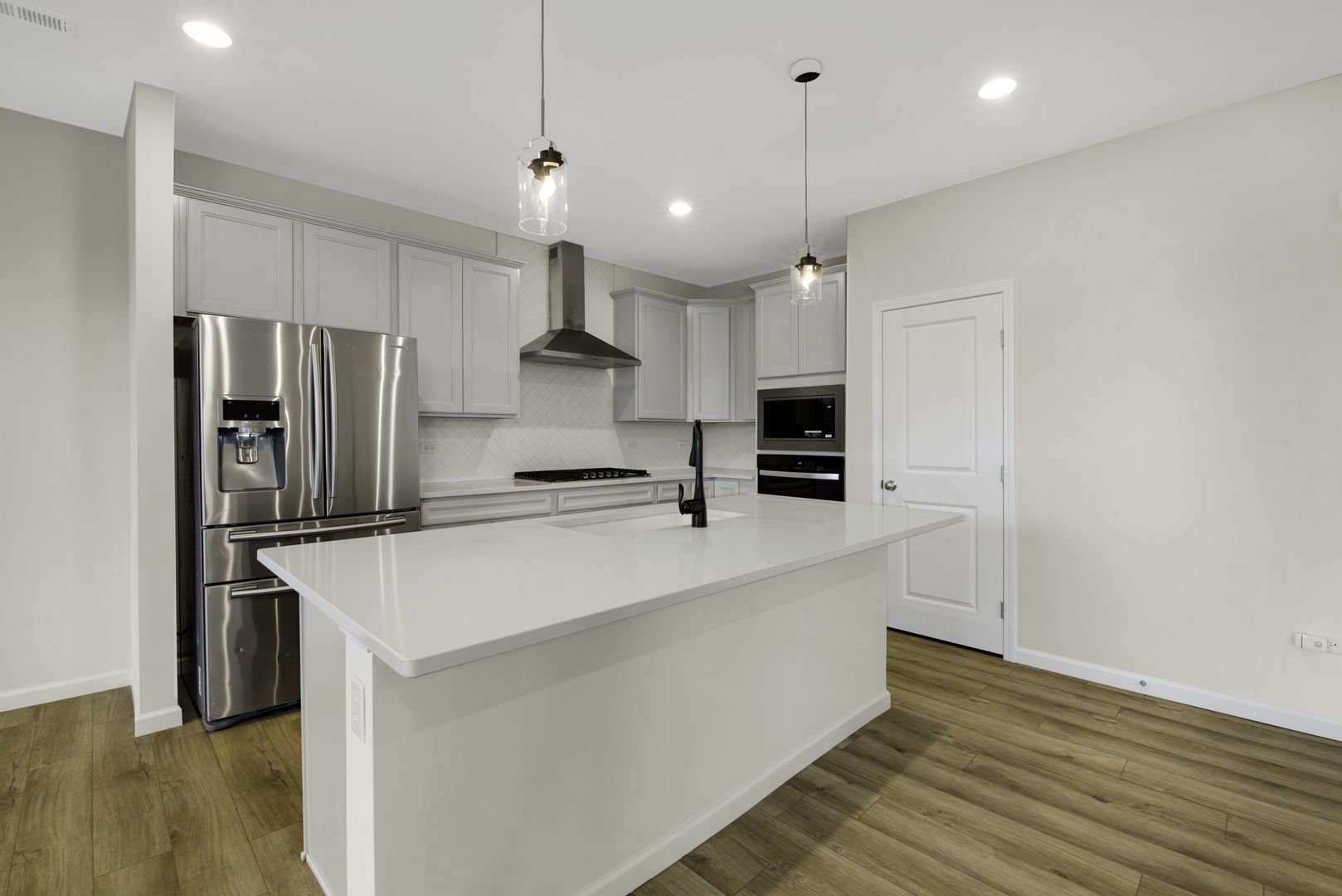 2759 Lawlor Lane, Naperville, IL
