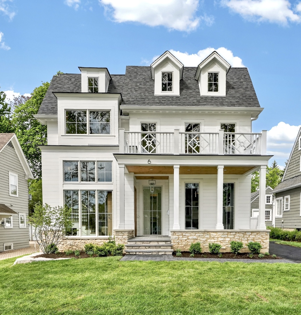 6 S Elm Street, Hinsdale, IL