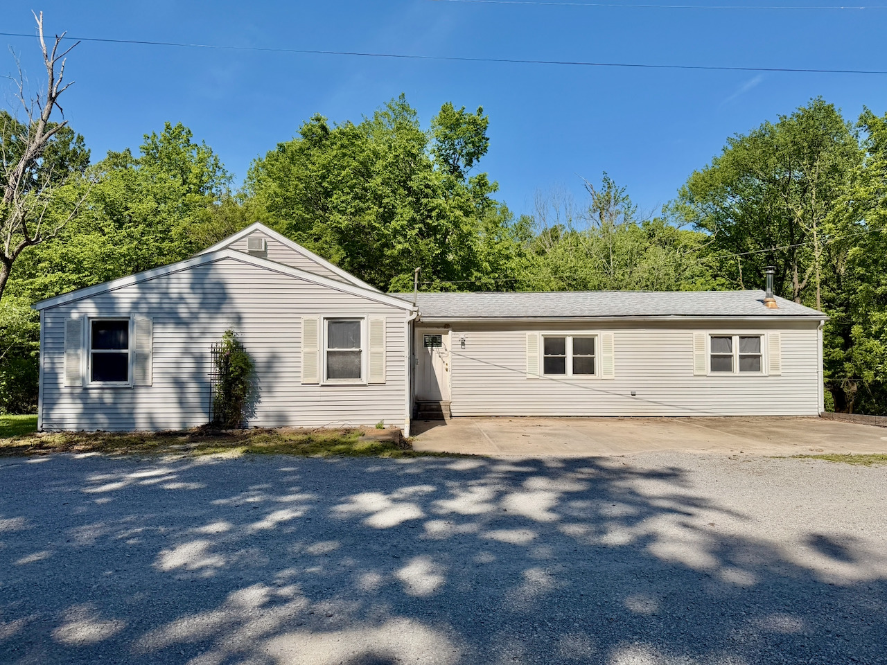 7 Lost Ranch Road, Murphysboro, IL