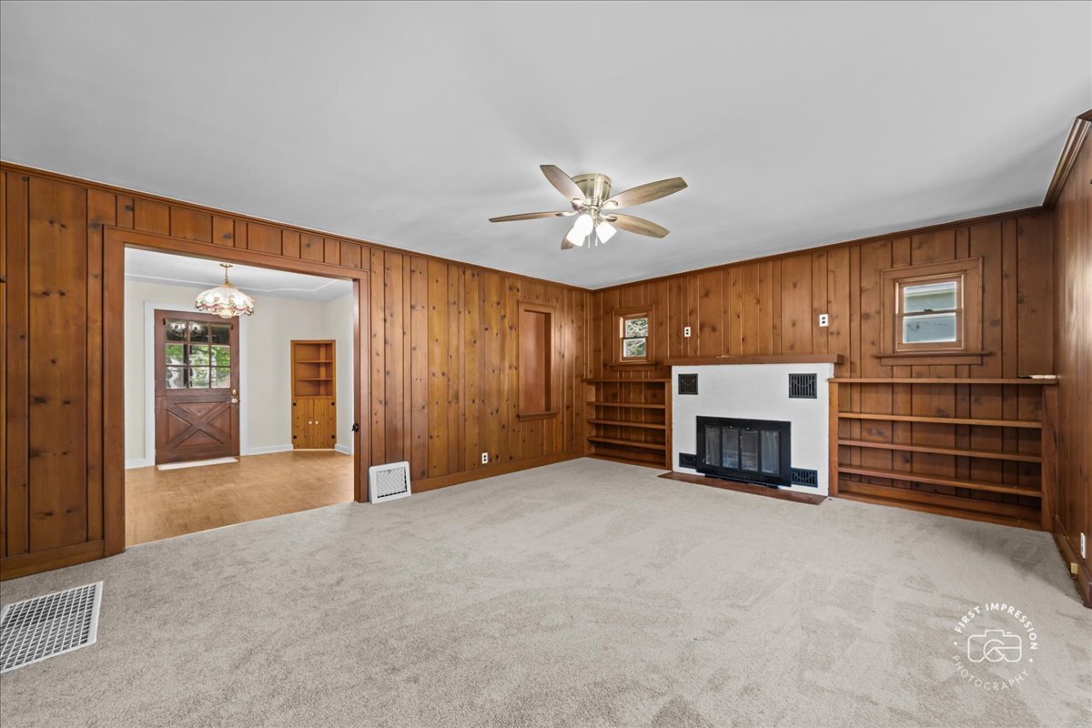 215 W Rock Street, Plano, IL