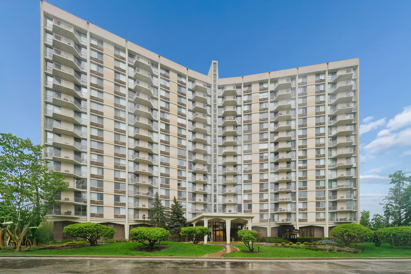 40 N Tower Road #11H, Oak Brook, IL