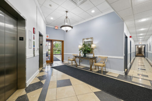 40 N Tower Road #11H, Oak Brook, IL