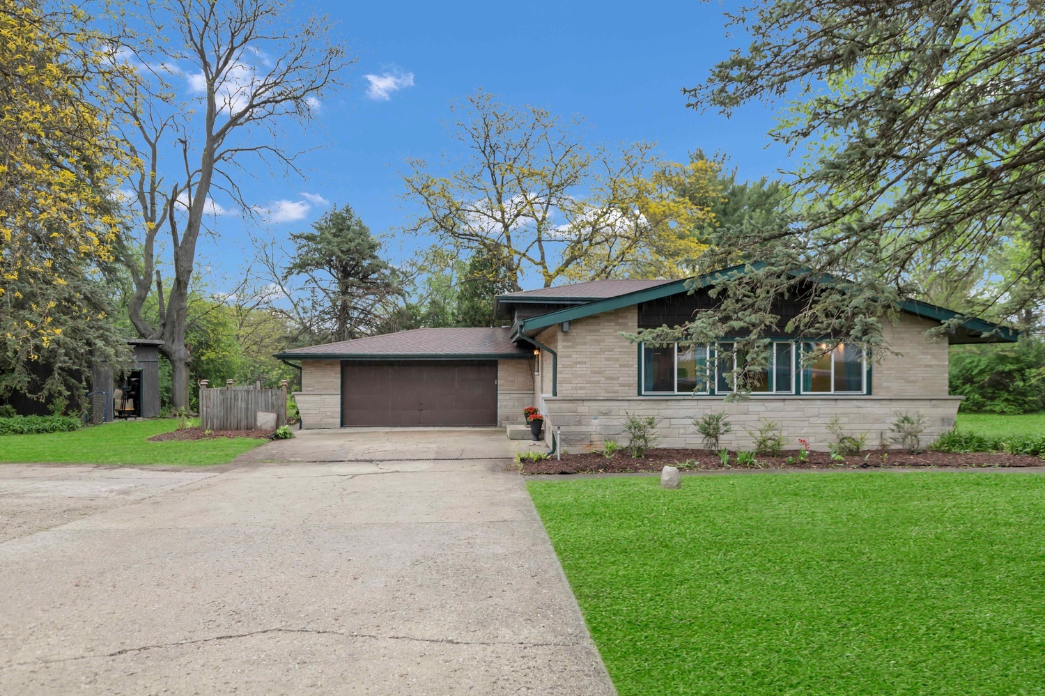 2N629 Jefferson Street, West Chicago, IL
