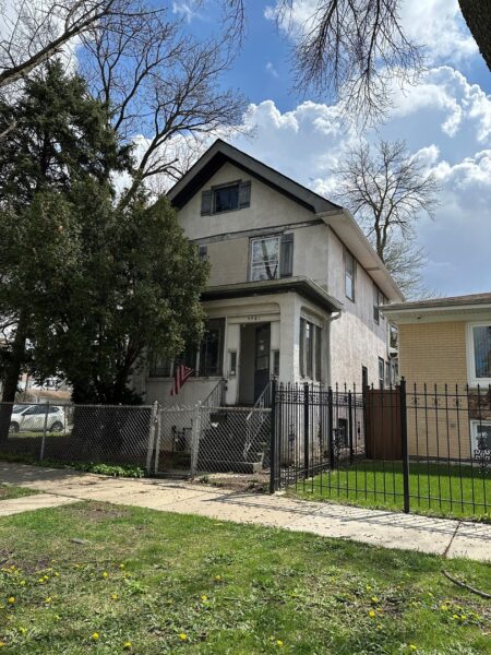 5901 W Berenice Avenue, Chicago, IL