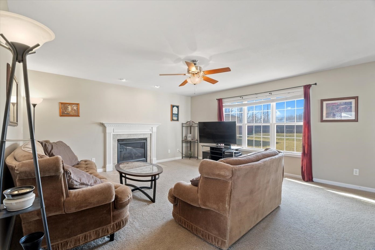 705 Bergamot Street, Savoy, IL