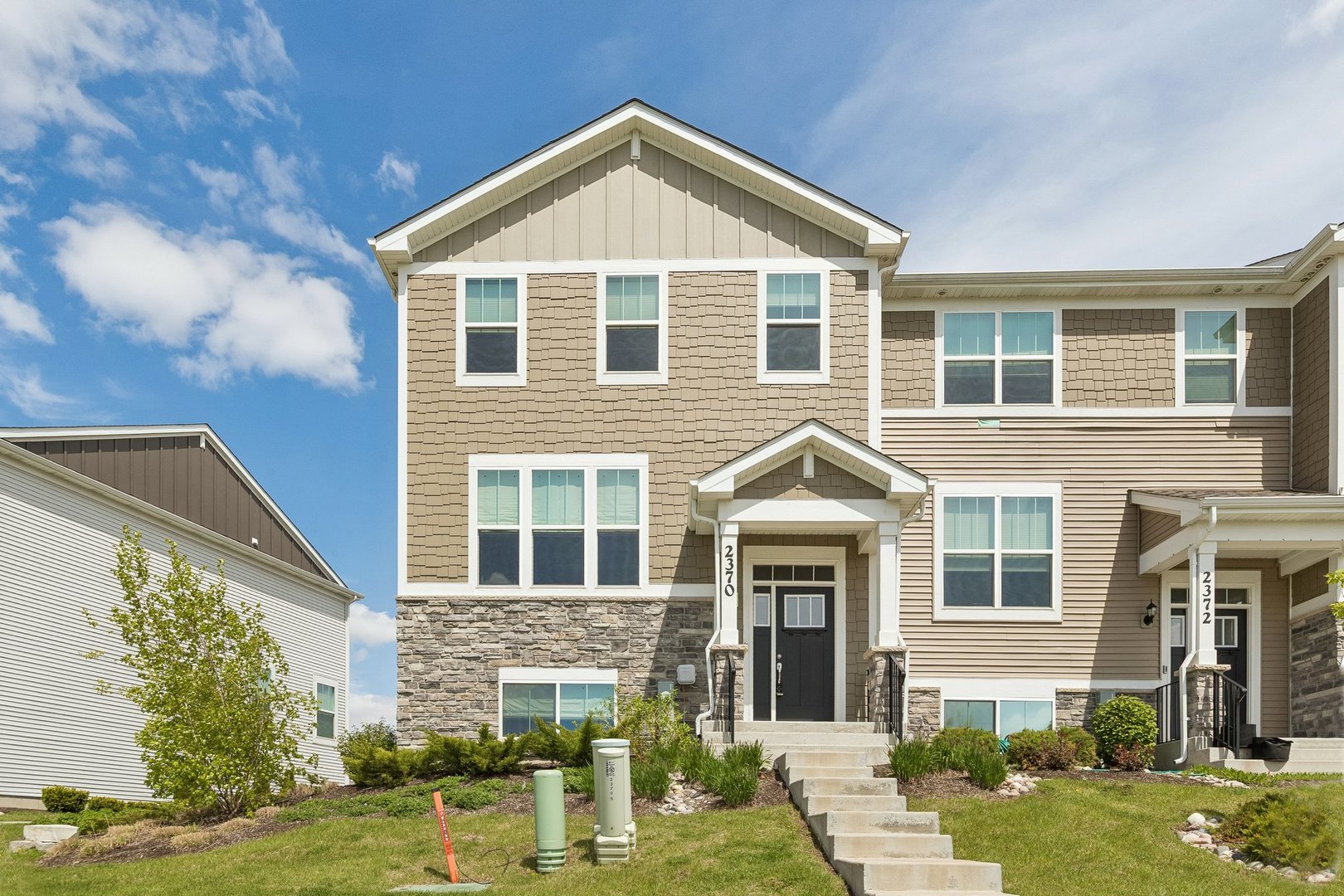 2370 Southwind Boulevard, South Elgin, IL