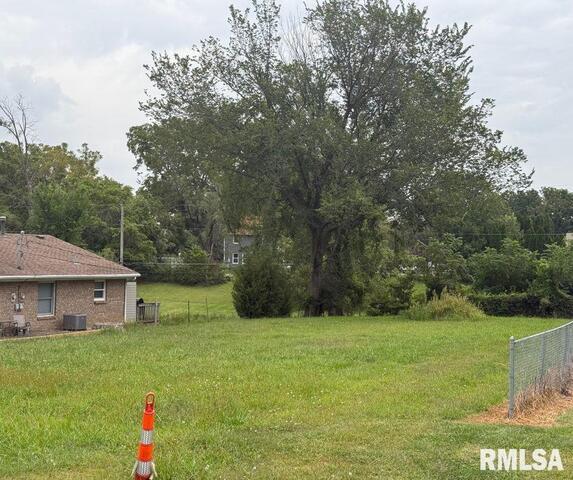 1013 14th Street, Silvis, IL