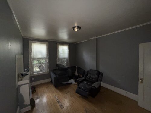 10547 S Corliss Avenue, Chicago, IL