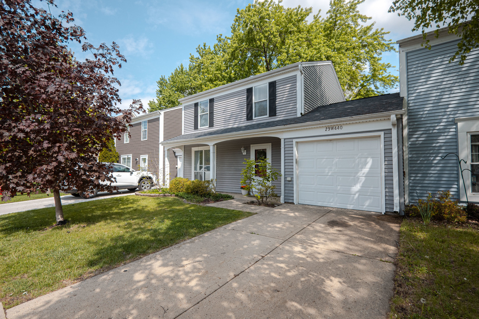 29W440 Candlewood Lane, Warrenville, IL