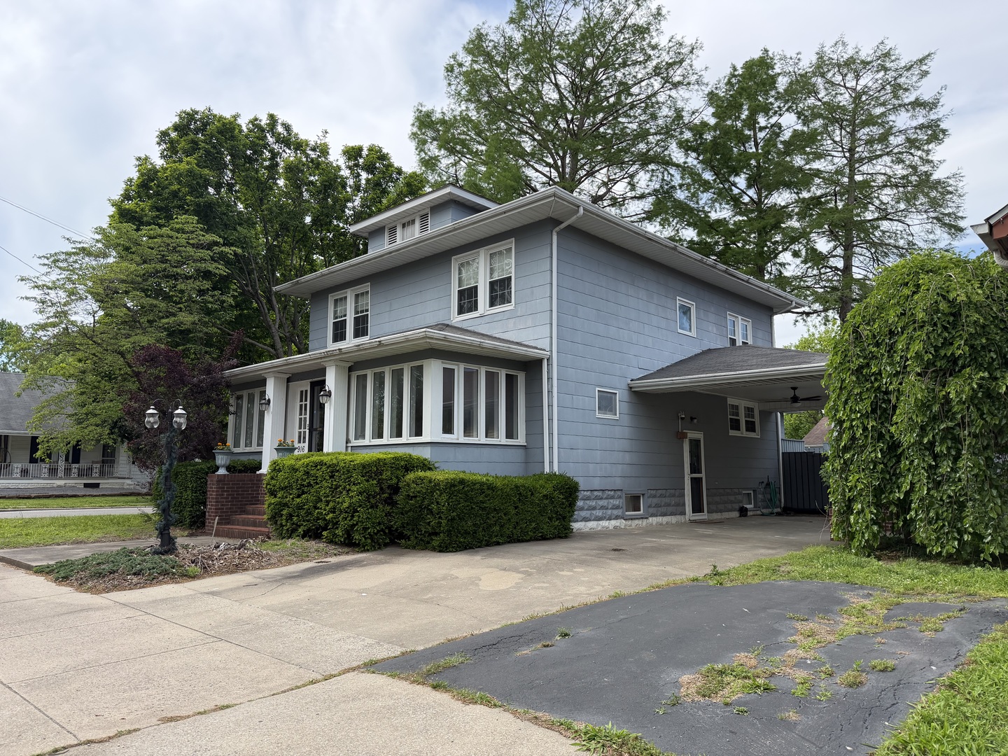916 Illinois Avenue, Murphysboro, IL