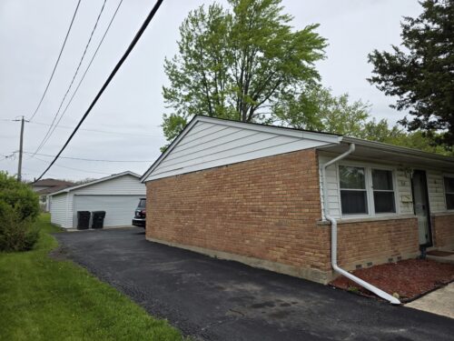 924 Blackhawk Drive, University Park, IL