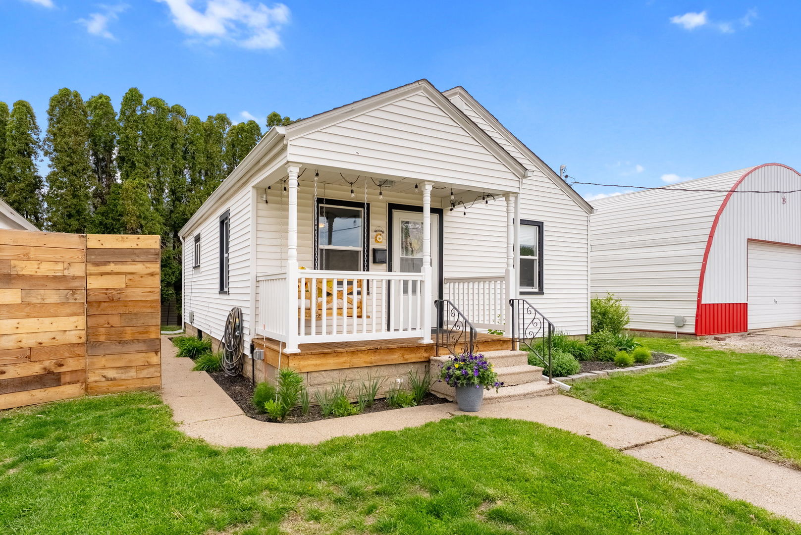 105 S Russell Avenue, Geneseo, IL