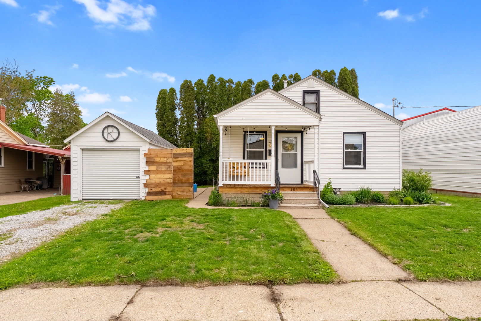 105 S Russell Avenue, Geneseo, IL