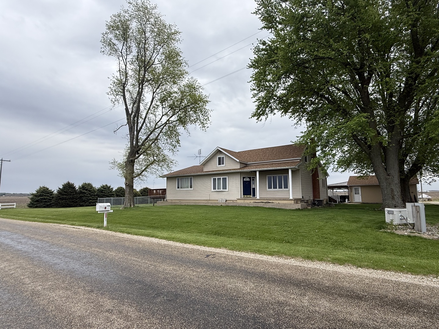 12780 1745 North Avenue, Wyanet, IL