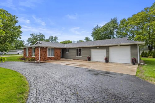 405 N First Street, Fisher, IL