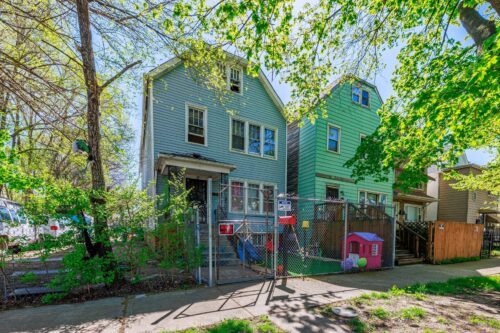8119 S Escanaba Avenue, Chicago, IL