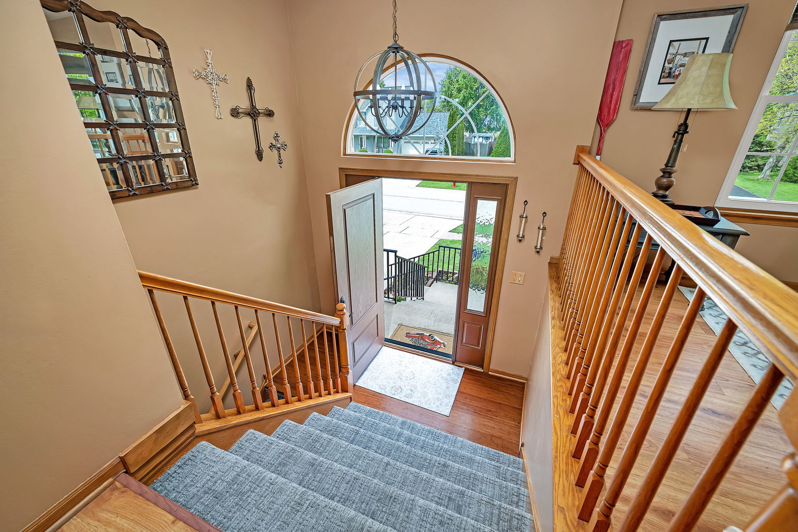 402 Savoy Drive, Shorewood, IL