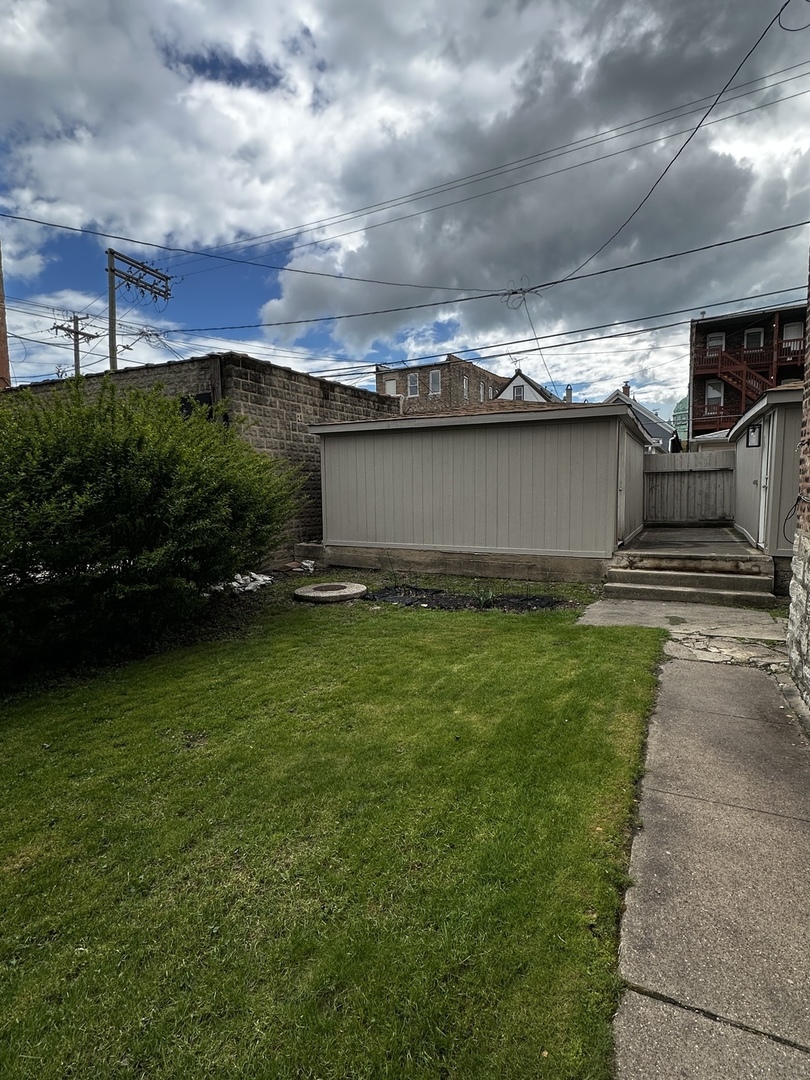 3209 S Racine Avenue, Chicago, IL