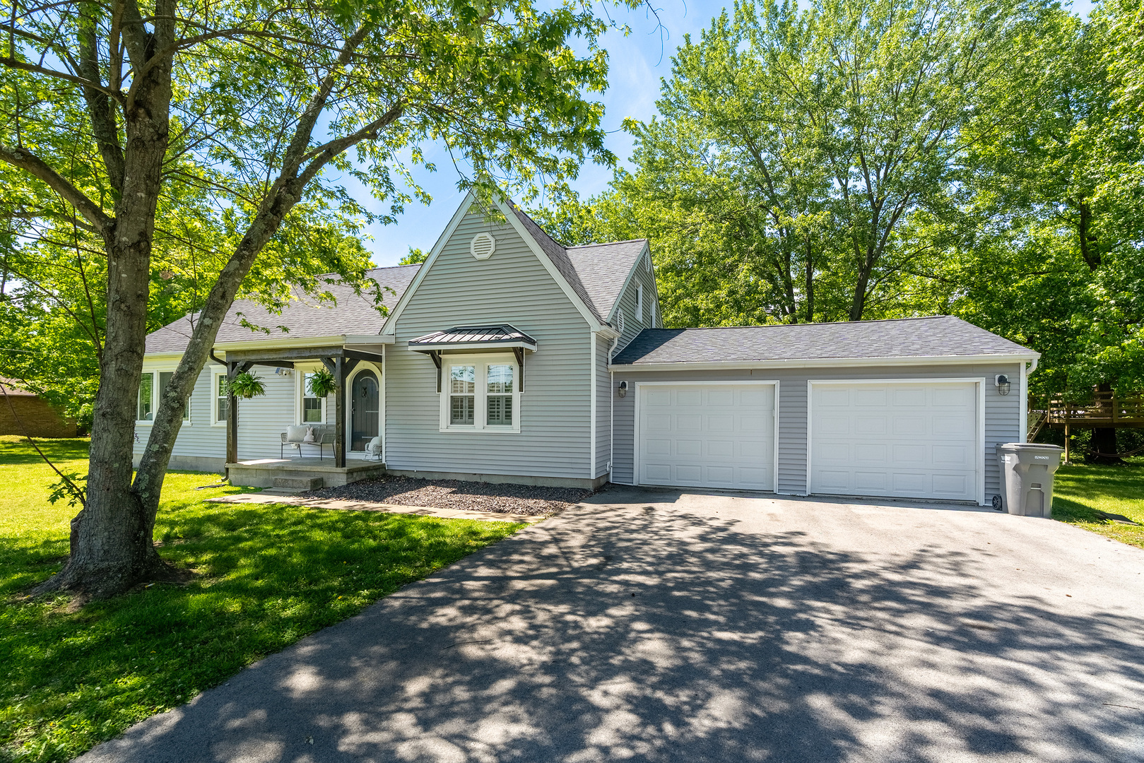1627 S Division Street, Carterville, IL
