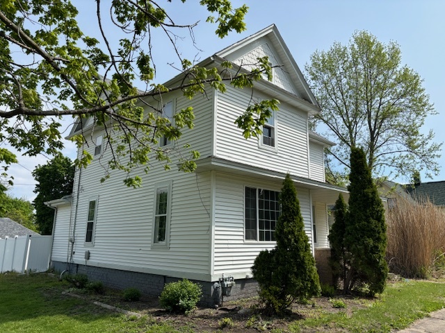 404 SE 1st Street, Galva, IL