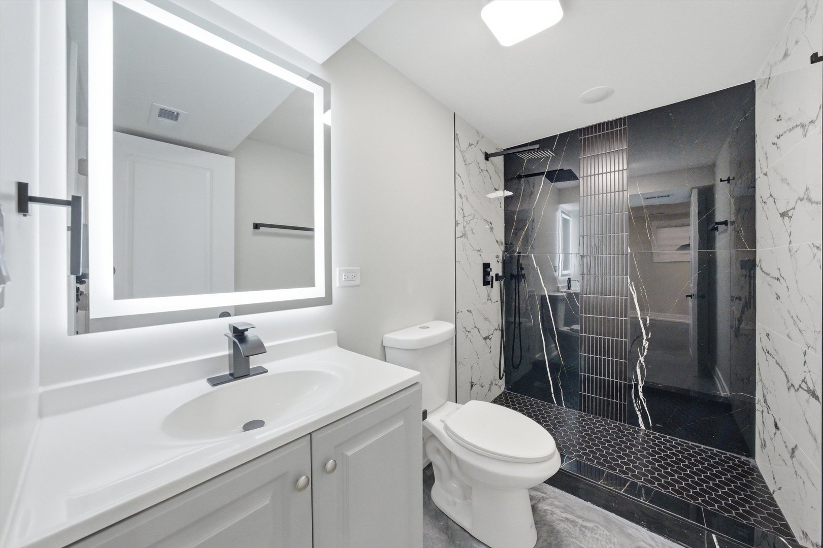 6824 S Wood Street, Chicago, IL