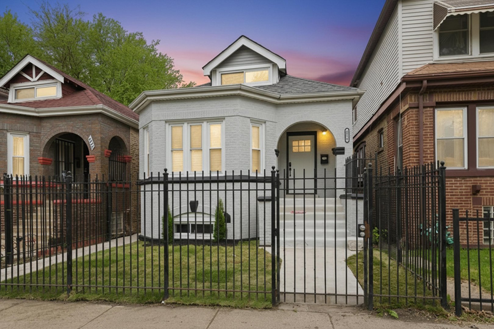 6824 S Wood Street, Chicago, IL