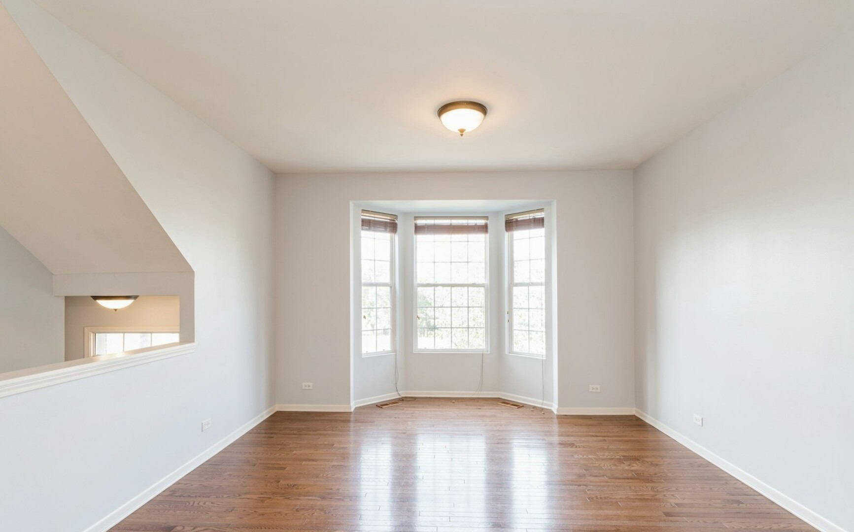 366 Station Park Circle, Grayslake, IL