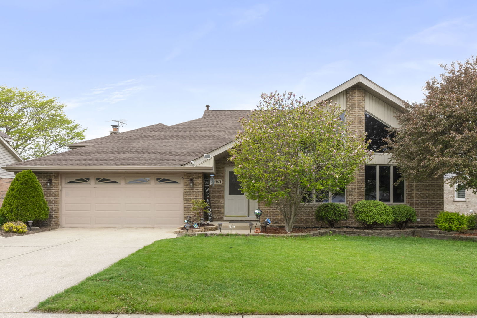 9040 Frances Lane, Orland Park, IL
