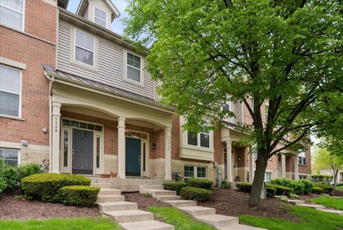 5564 Cloverdale Road, Hanover Park, IL