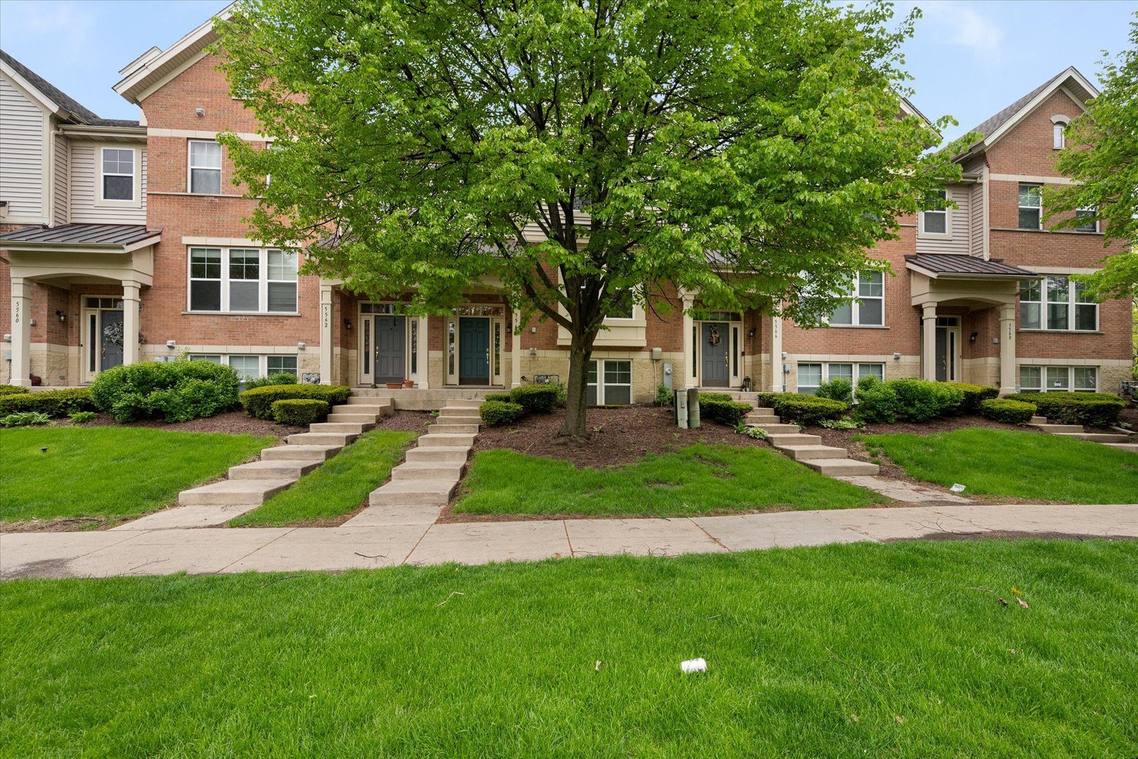 5564 Cloverdale Road, Hanover Park, IL