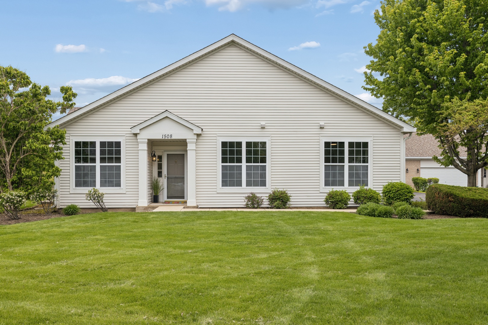 1508 W Ludington Circle, Romeoville, IL