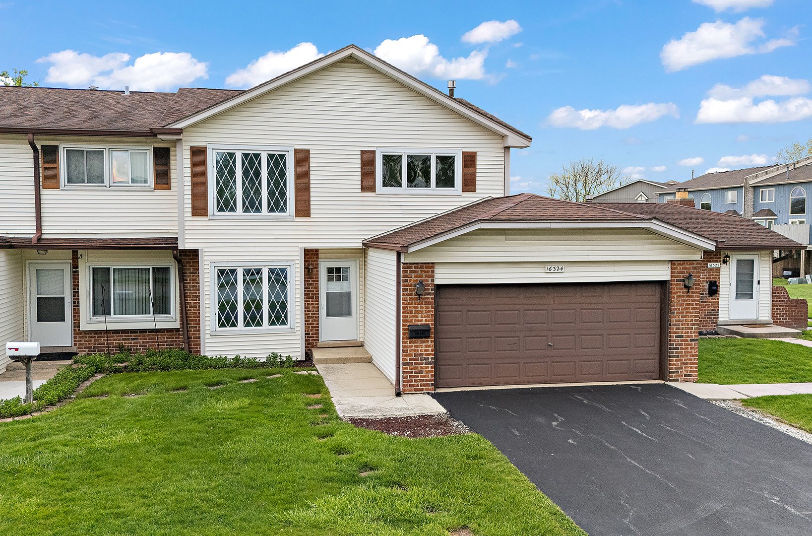 16324 Brementowne Drive, Tinley Park, IL