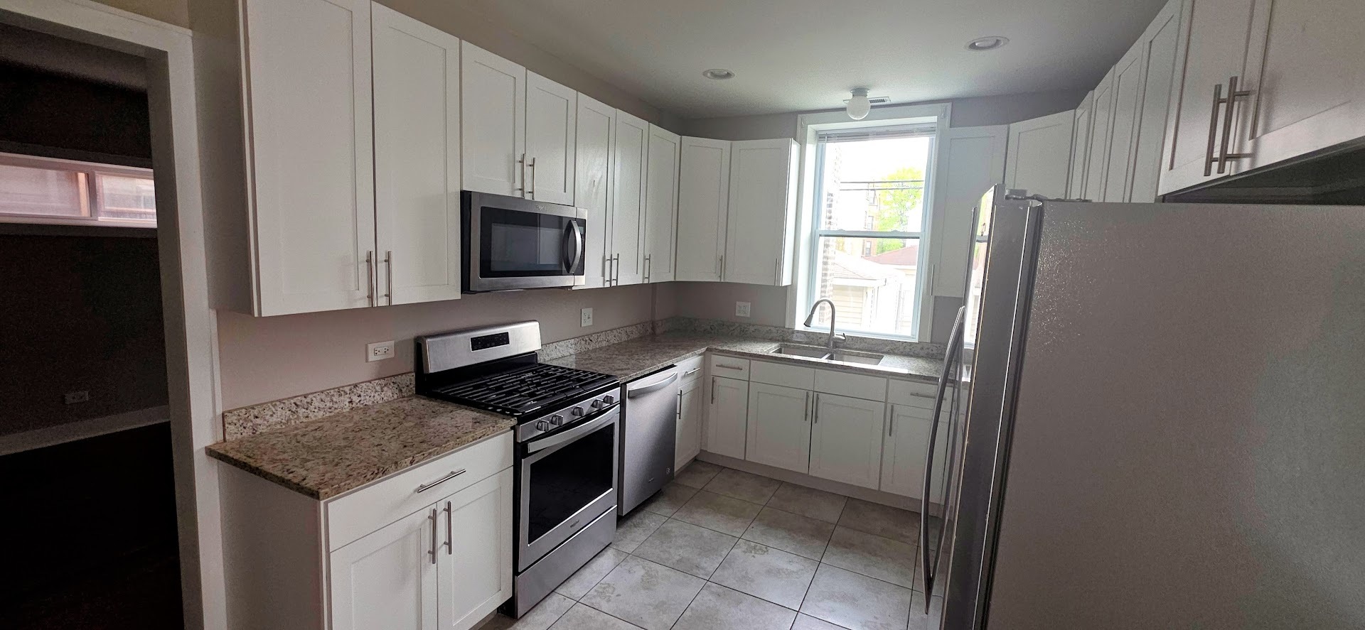 5815 W Midway Parkway #1, Chicago, IL