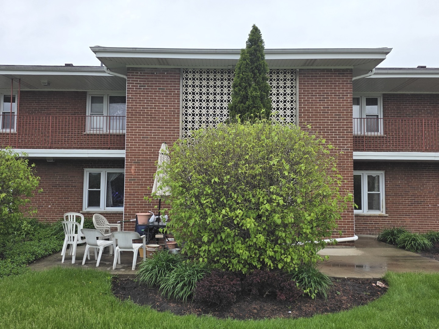 1105 Holiday Lane #6, Des Plaines, IL