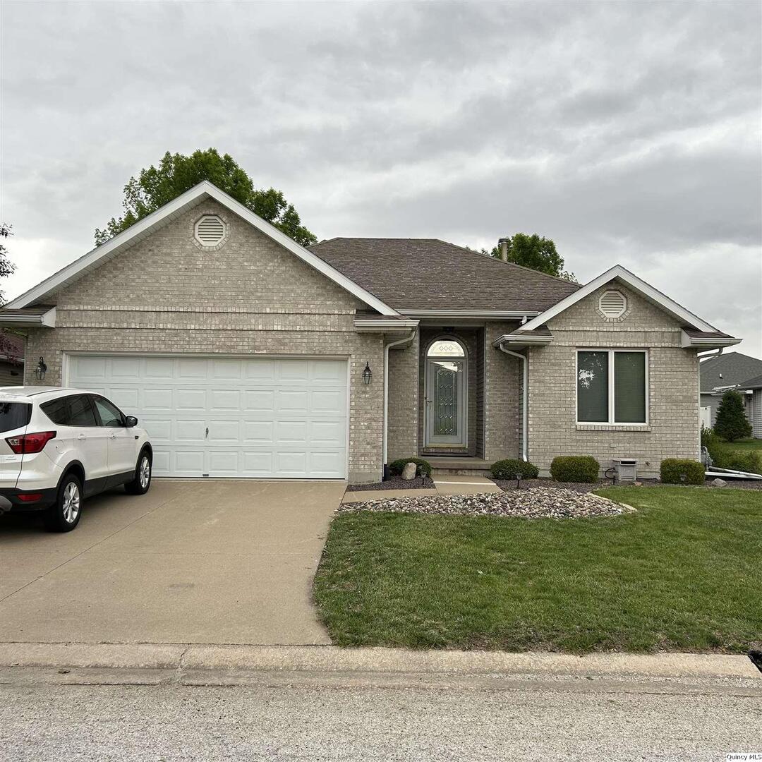 261 Lexington, Quincy, IL