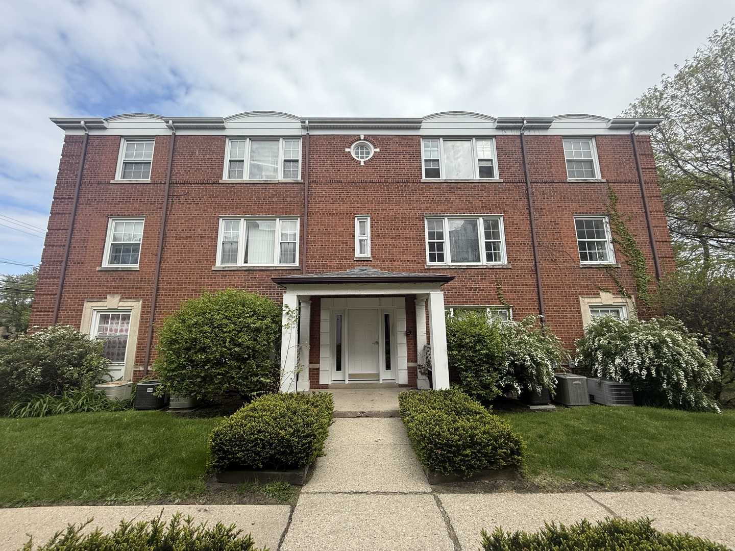733 Dobson Street #2S, Evanston, IL