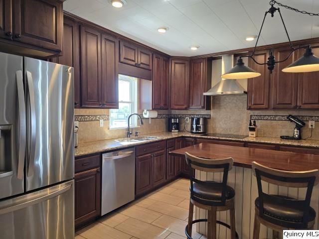 2796 N County Road 2500, La Harpe, IL