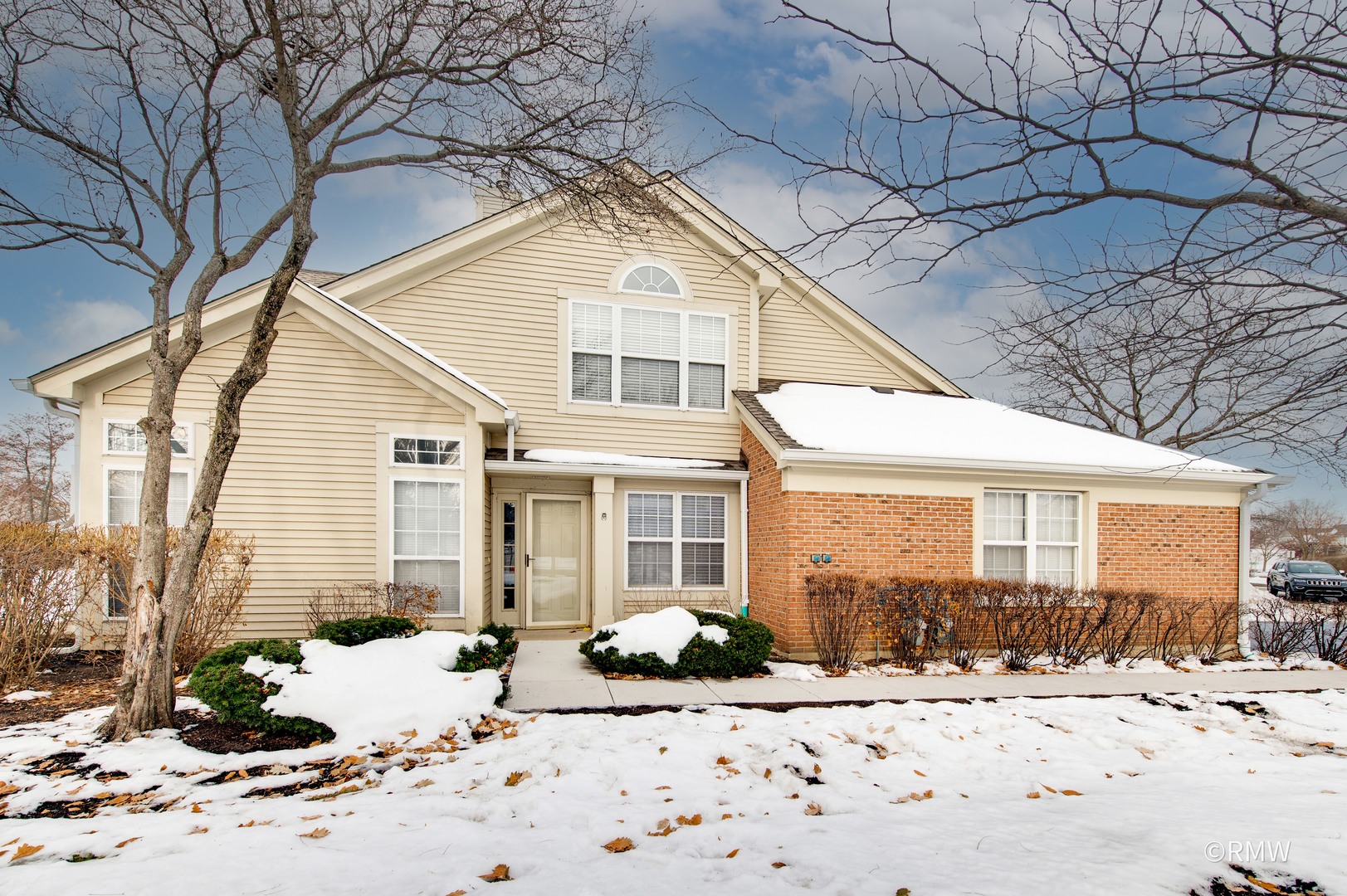 460 Mayflower Lane #1, Bartlett, IL