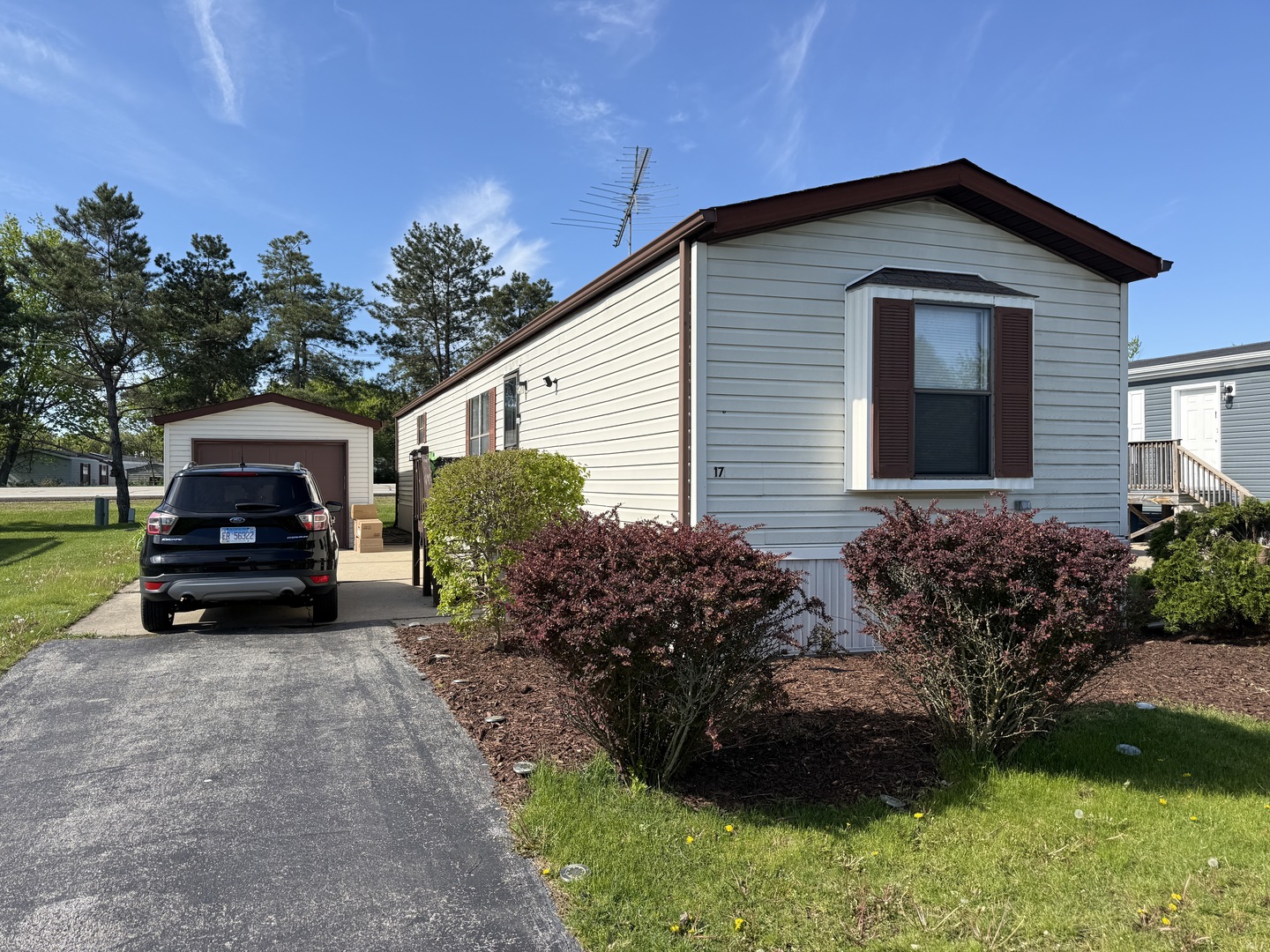 17 CARDINAL Drive, Beecher, IL