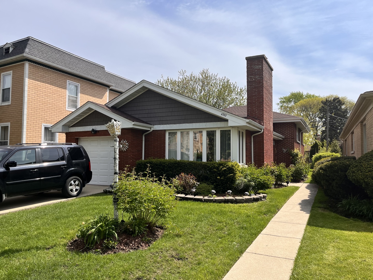 6707 N Keating Avenue, Lincolnwood, IL