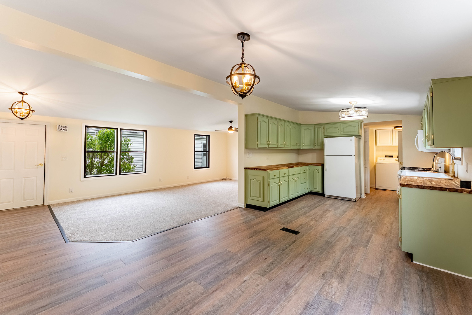 25 Cedar Lane, Sandwich, IL