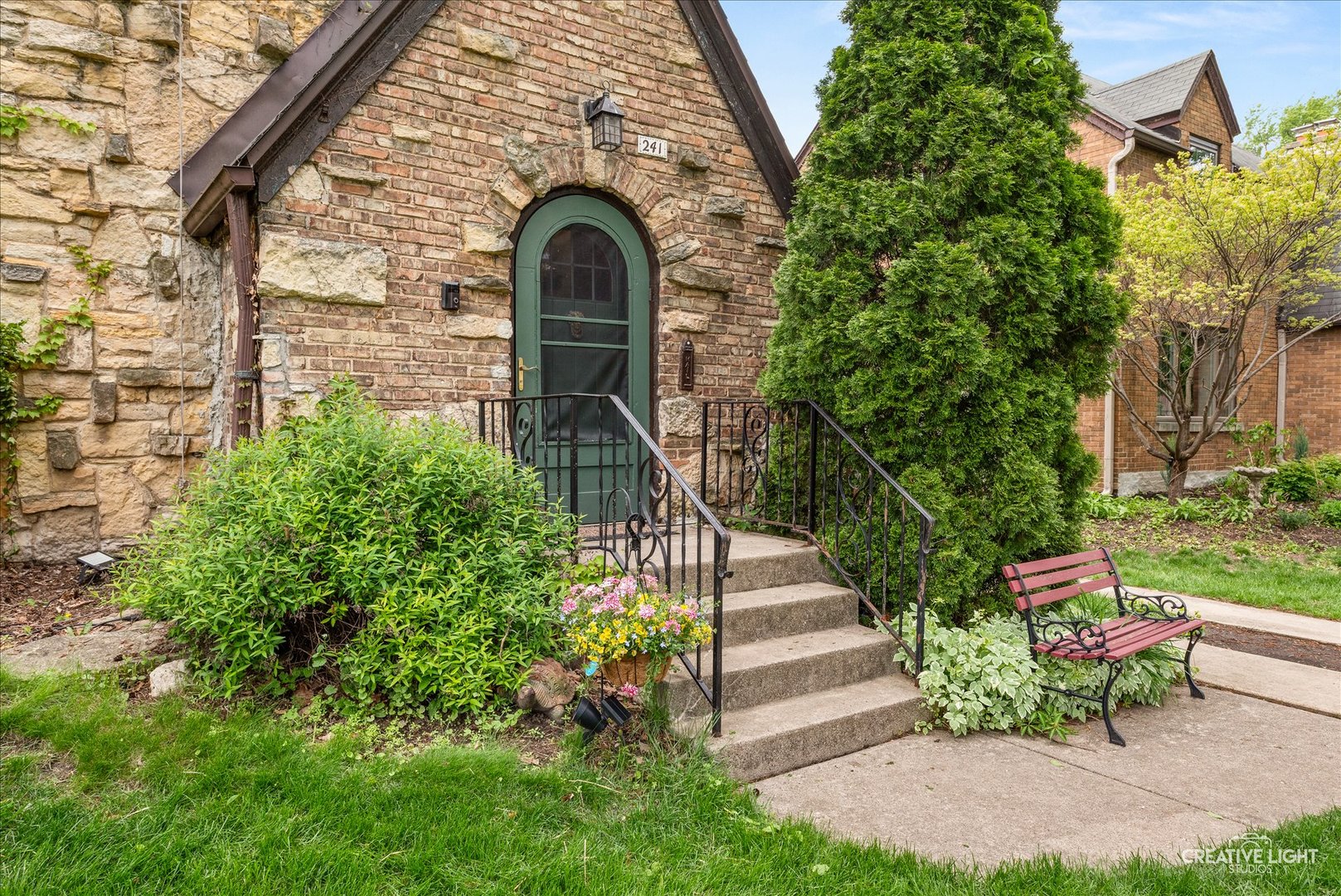 241 LeGrande Boulevard, Aurora, IL