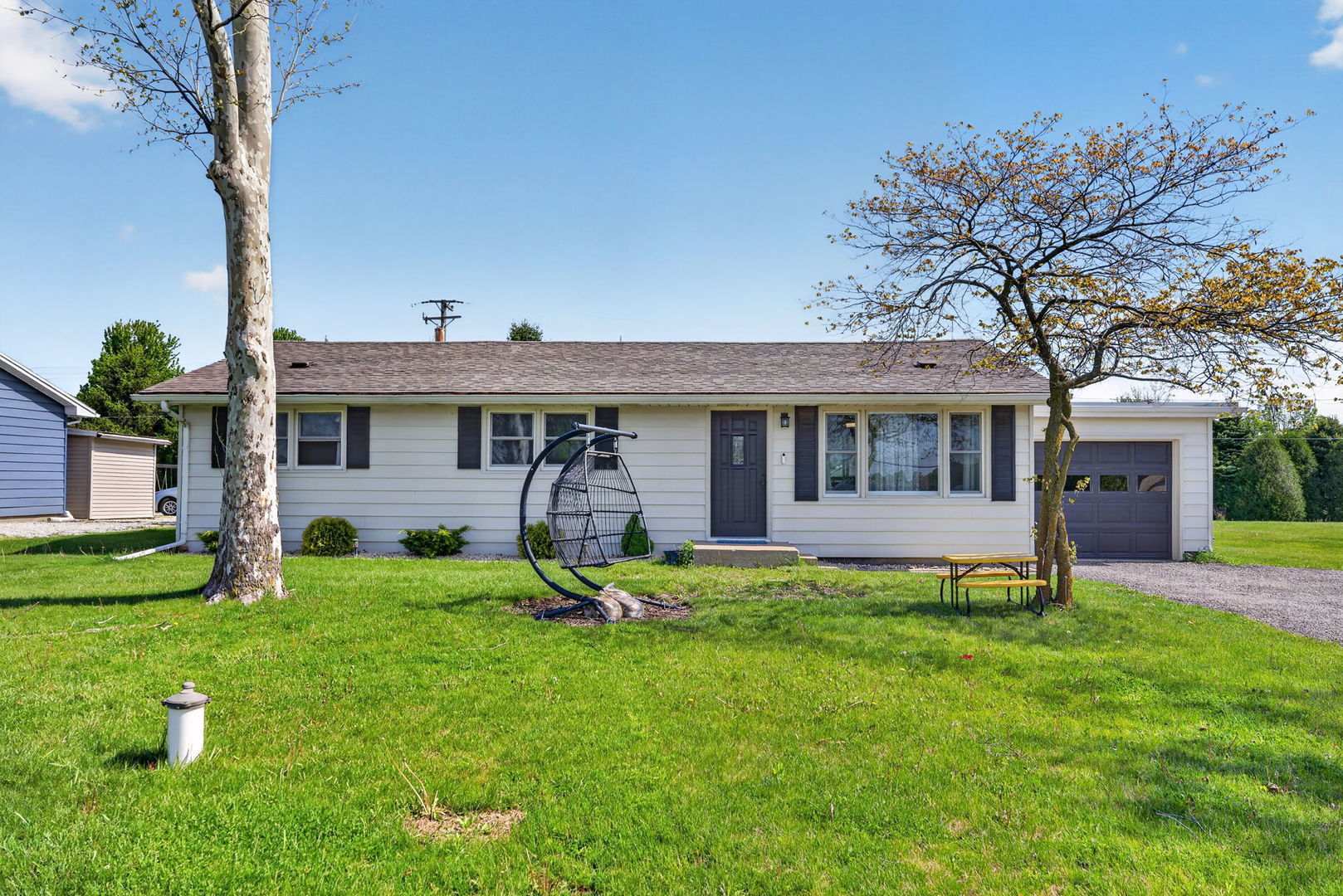 2091 W State Route 102, Bourbonnais, IL