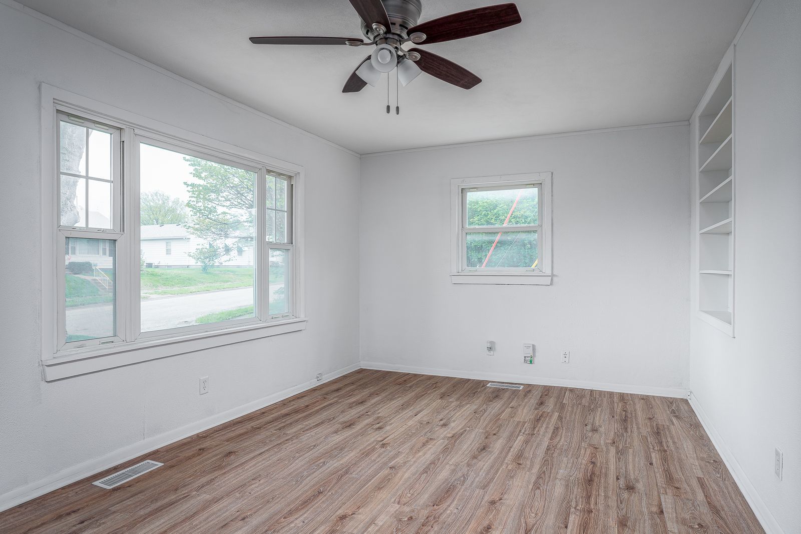 2318 N Sturdevant Street, Davenport, IA