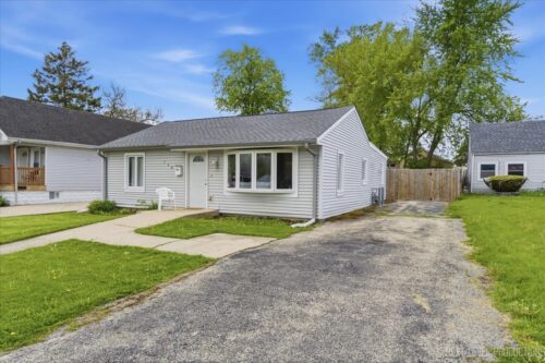 138 N Calhoun Street, Aurora, IL