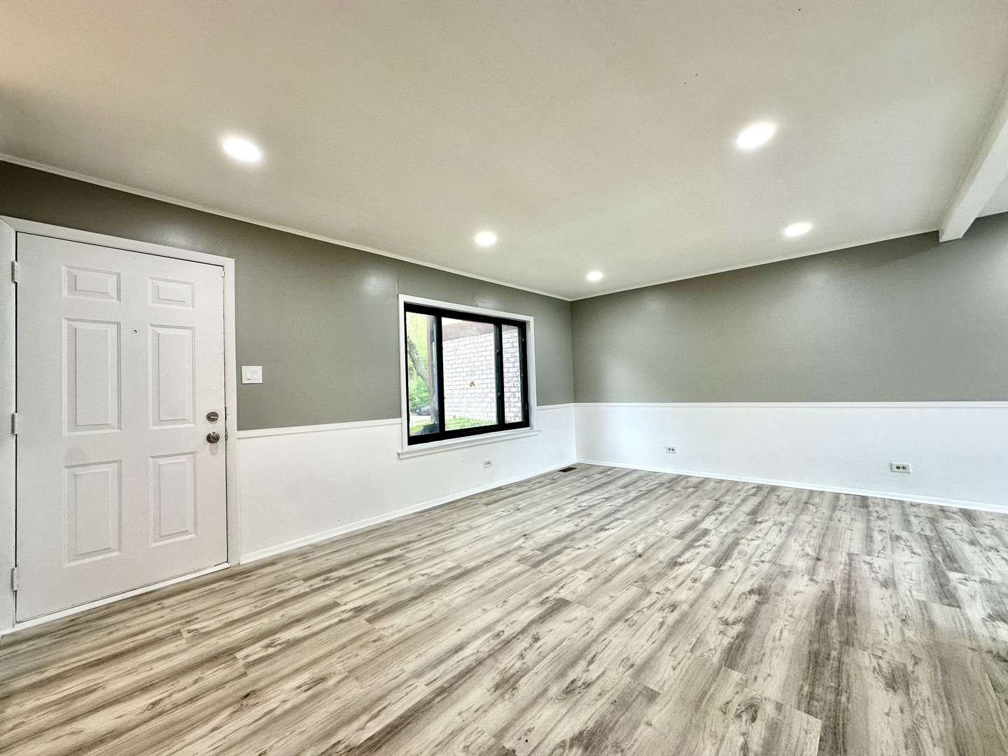 18w158 16th Street, Villa Park, IL