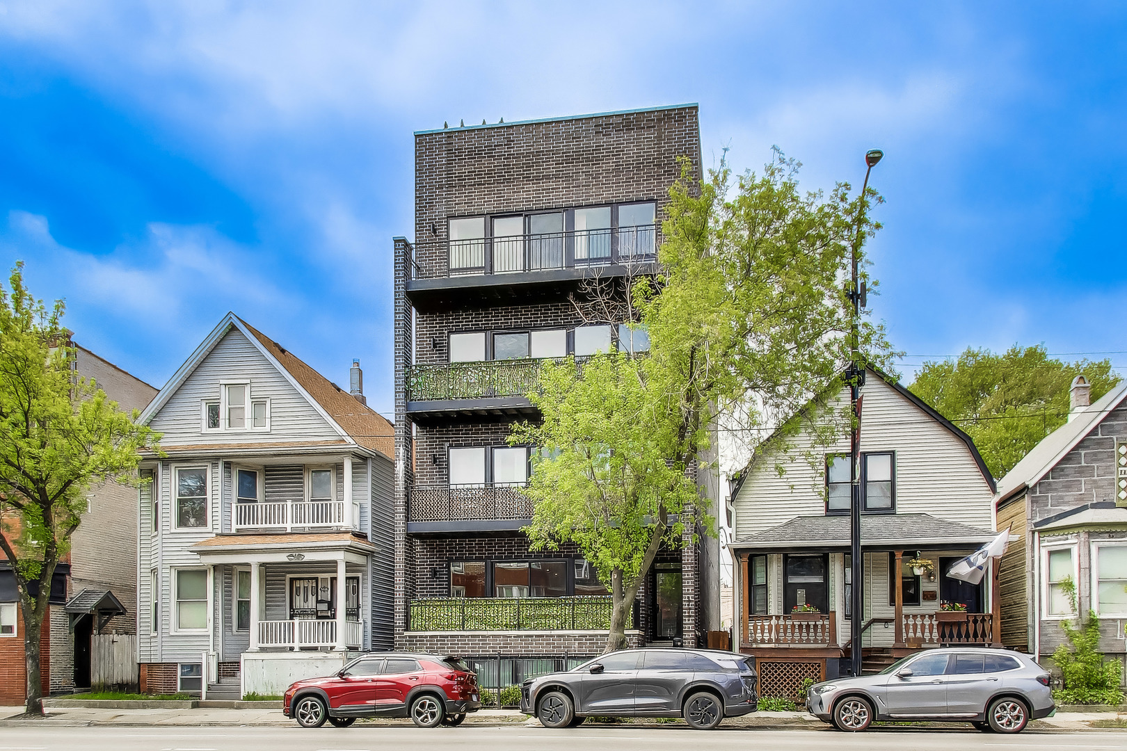 5042 N Western Avenue #PH, Chicago, IL
