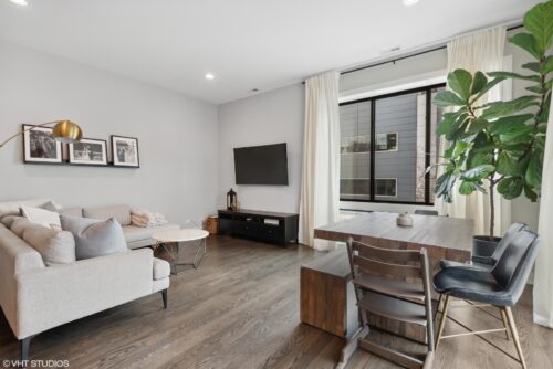 1618 N Bosworth Avenue #2S, Chicago, IL