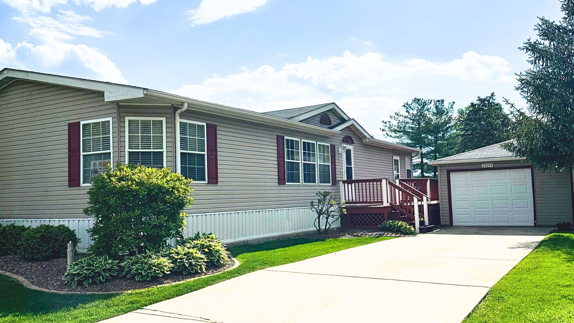 22654 Foxfire Drive, Frankfort, IL
