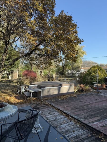 655 W Comstock Avenue, Elmhurst, IL